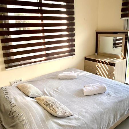 Amazing Two-Bedroom Apartment In Residence Lukomorye D1 With Private Garden Karavas  Exterior foto